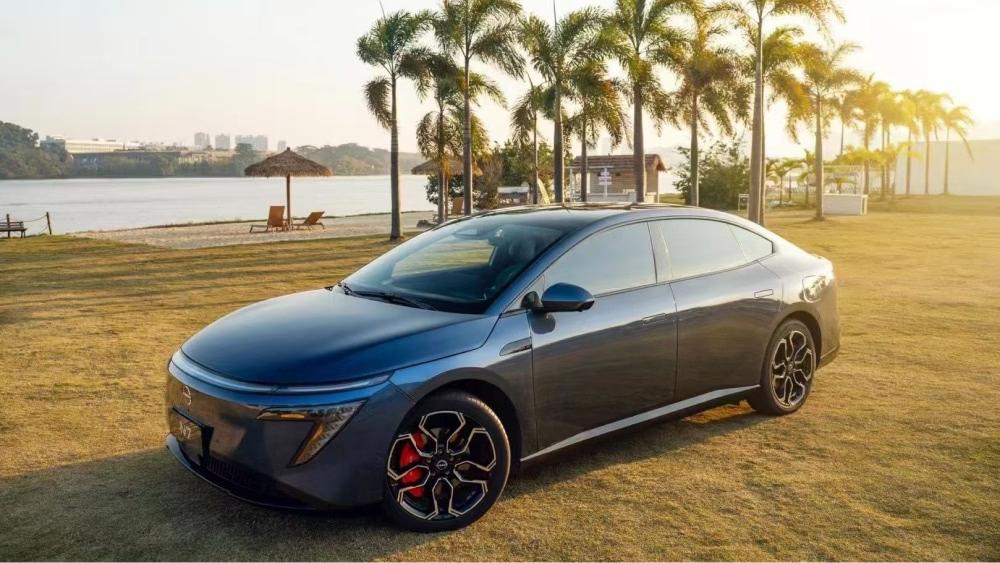 Представлений преміальний седан Nissan N7