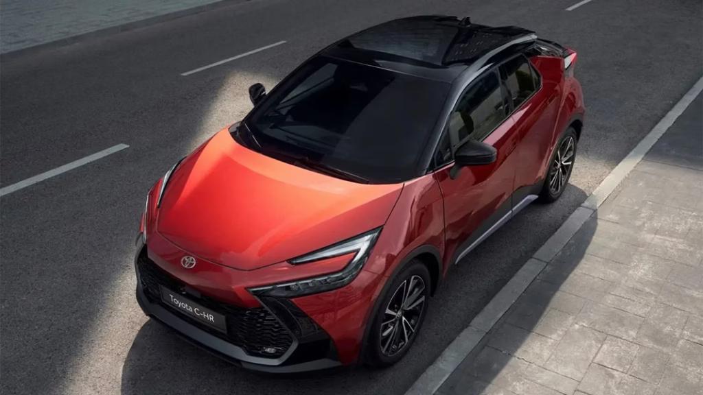 Представлений Toyota C-HR 2025