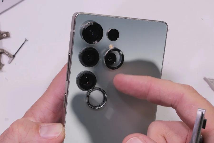 Galaxy S25 Ultra врятував життя українському військовому