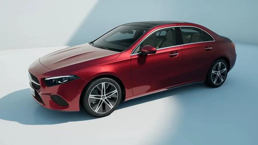 Mercedes-Benz A-Class та B-Class знімають із виробництва