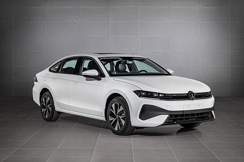 Розсекречено оновлений Volkswagen Sagitar