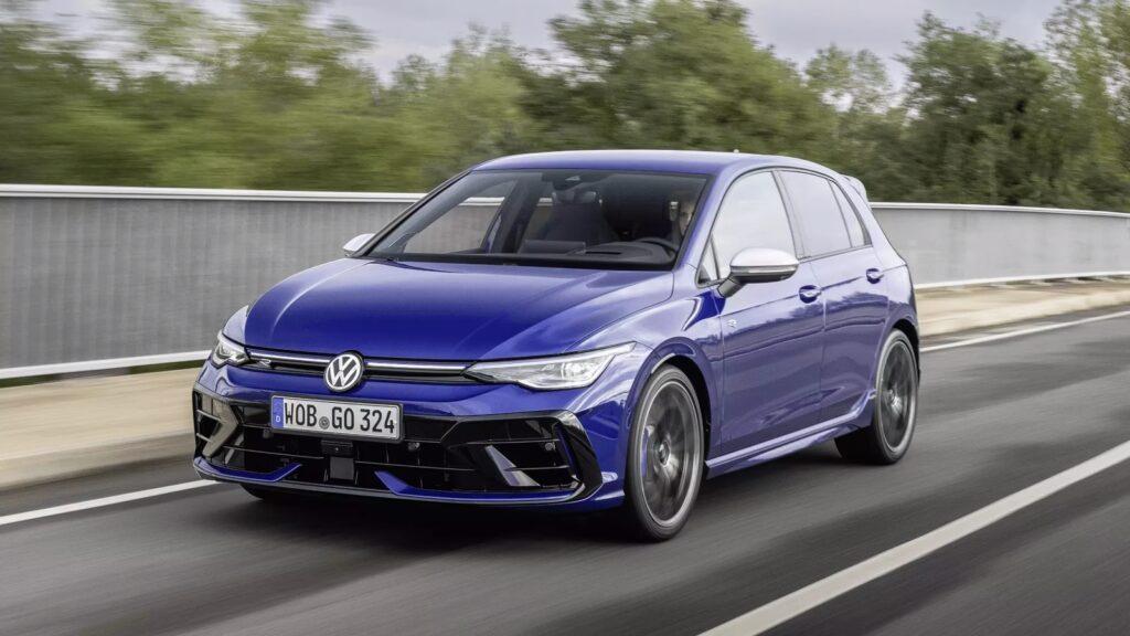 Представлені нові Volkswagen Golf GTI та Golf R