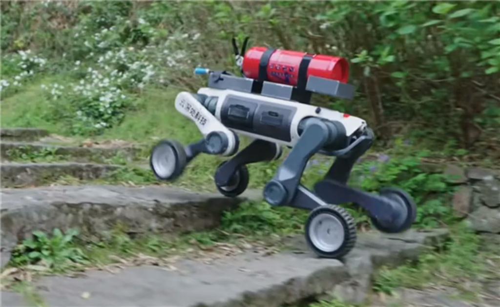 DeepRobotics представила робота Lynx M20 для складних умов