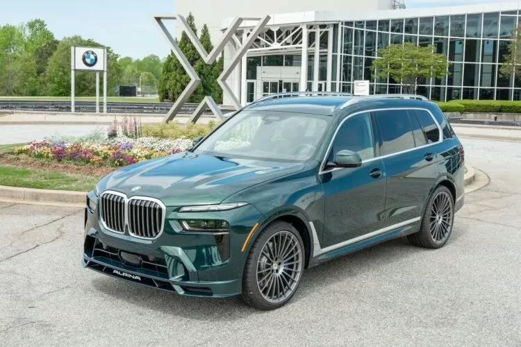 Представлений BMW Alpina XB7 з V8
