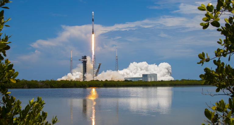 SpaceX показала виведення на орбіту супутника нового покоління GPS III