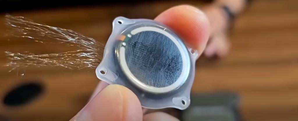 Вперше у світі: пацієнт Neuralink записує відео на YouTube за допомогою імплантату мозку
