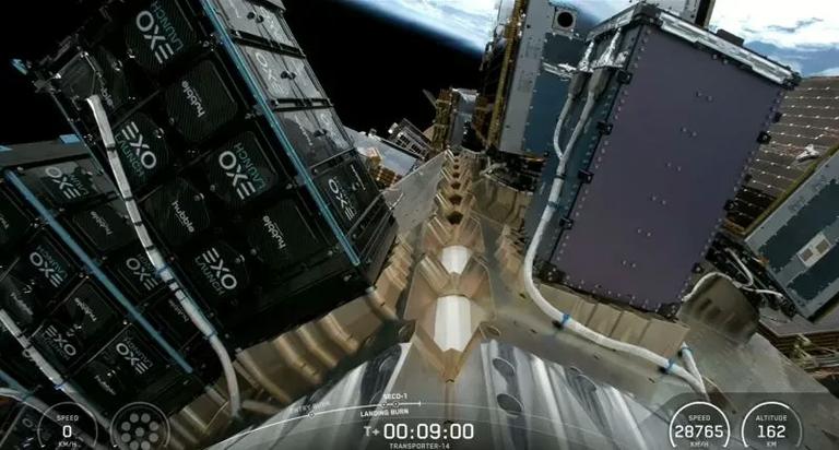 SpaceX запустила супутник для виробництва напівпровідників на орбіті Землі