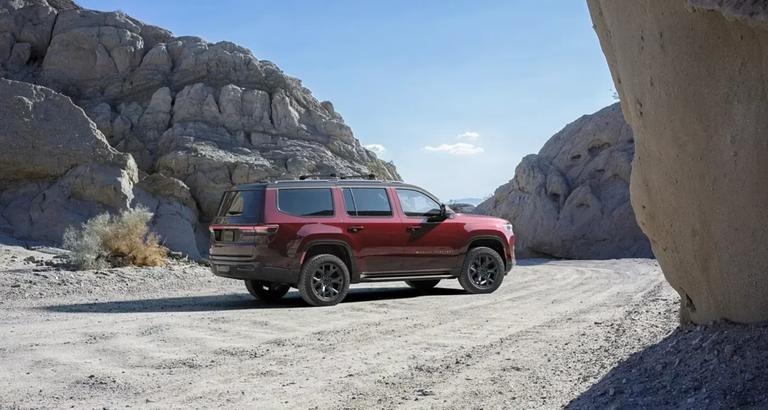 Представлений Jeep Grand Wagoneer 2026