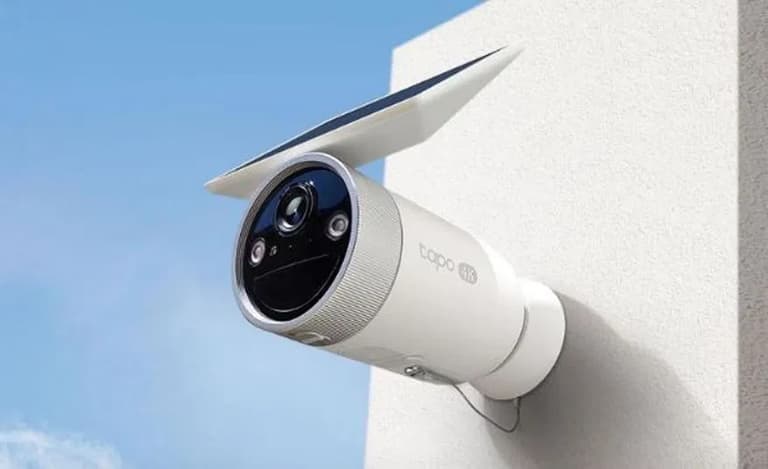 Представлена ​​відеокамера TP-Link Tapo C465 з автономним живленням від сонця