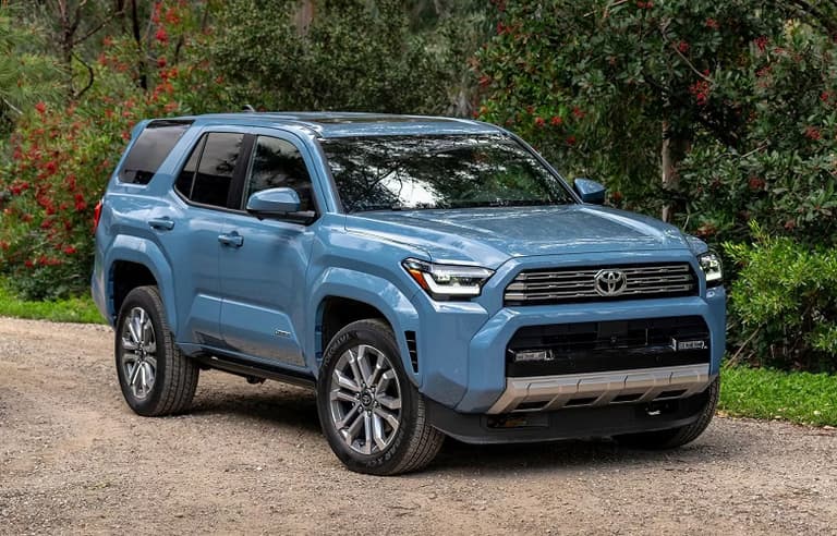 Представлений Toyota 4Runner 2026