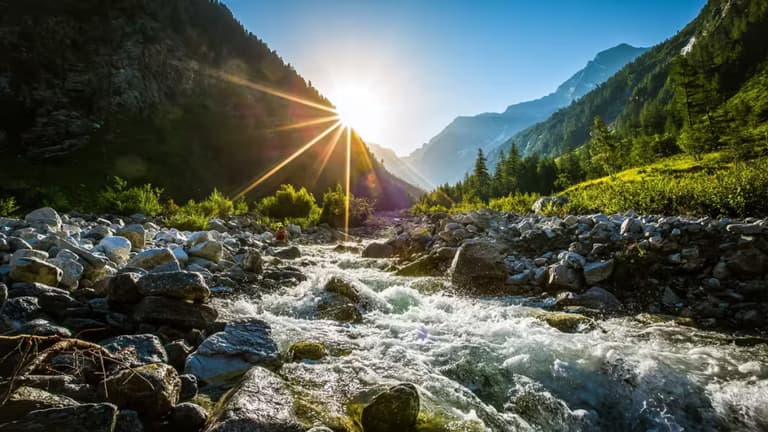 Вчені виявили походження водних потоків на вершинах гір