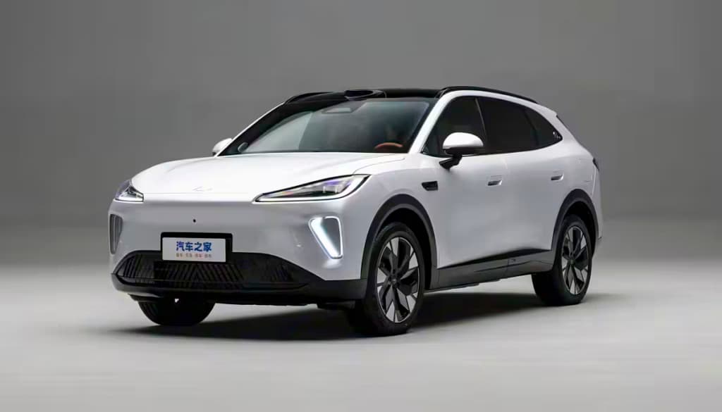 Представлений новий кросовер Chery Fulwin T9L