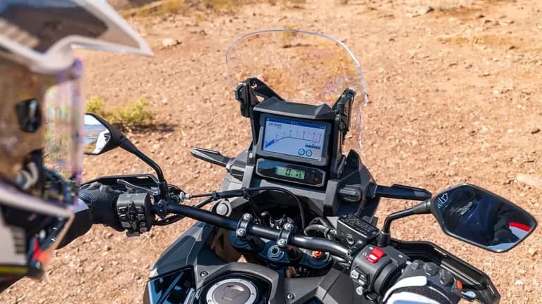 Honda запатентувала автоматичну систему запобігання зіткненням для мотоциклів