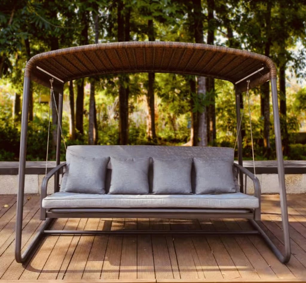 Підвісні гойдалки для саду та дачі: як обрати ідеальний варіант для відпочинку