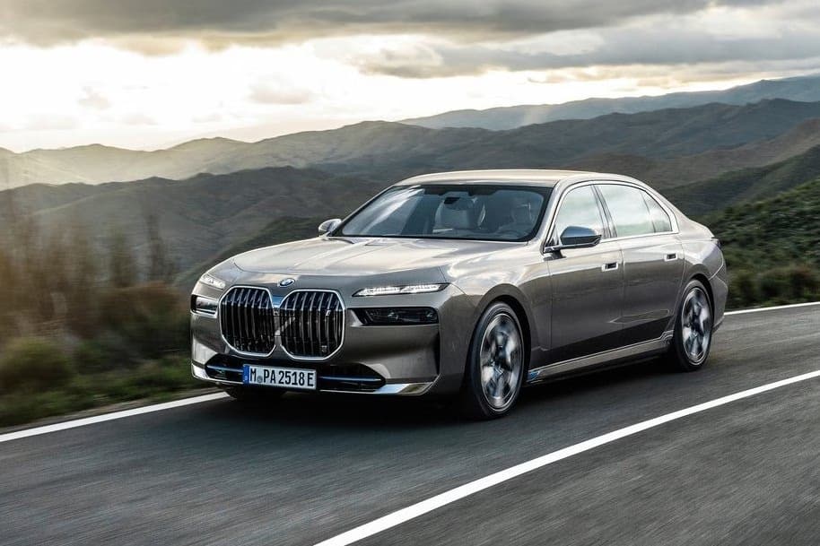 BMW відмовляється від автопілота Level 3 нової BMW 7 Series