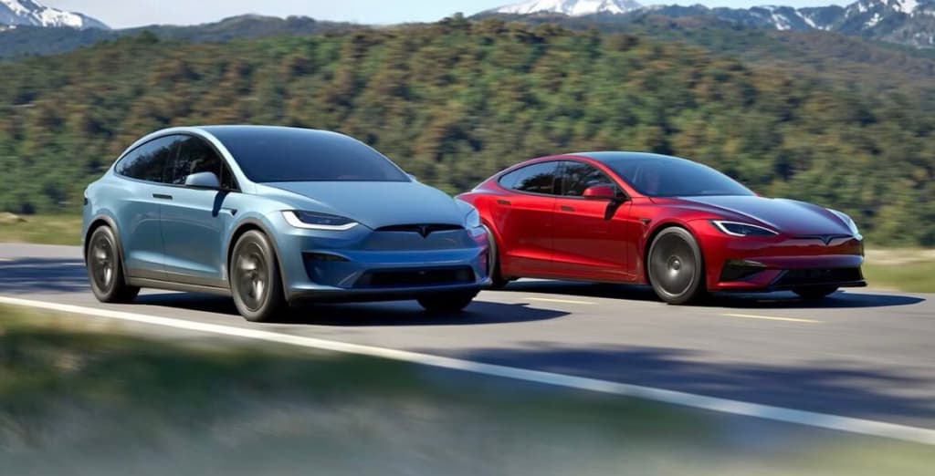 Tesla знімає з виробництва Model S та Model X