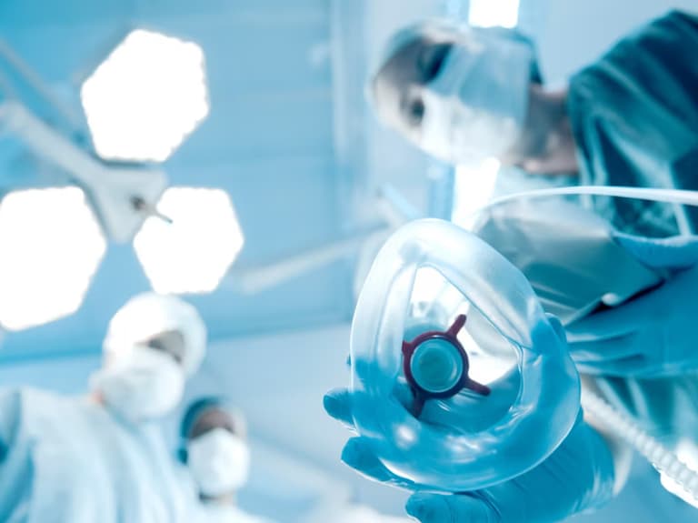 Вчені наблизилися до розгадки: як анестезія «вимикає» свідомість