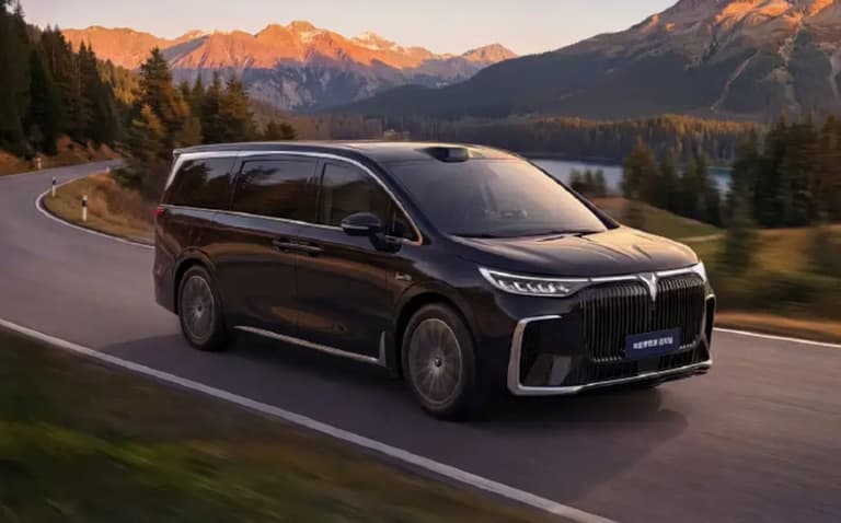 Voyah Dreamer Champion Edition представлять 10 березня