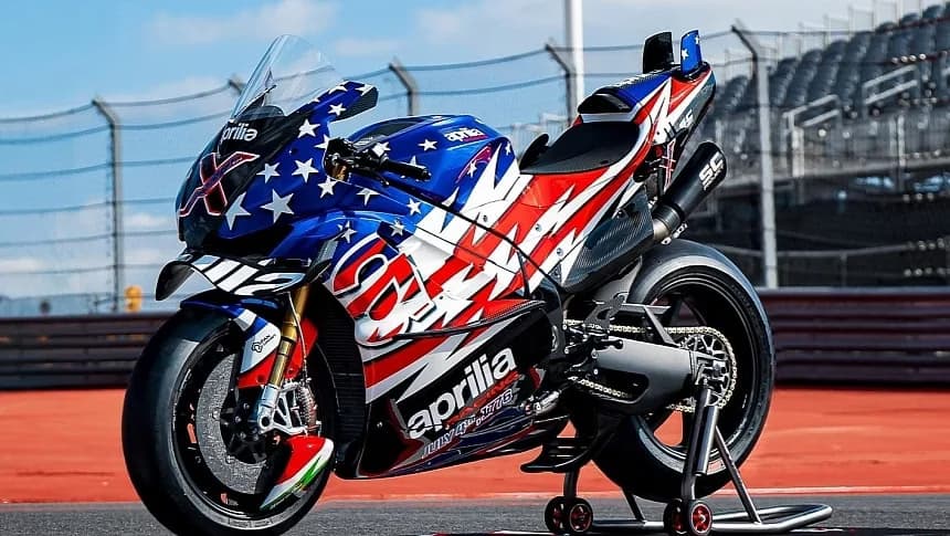 Aprilia представила лімітовану серію супербайка RSV4 X 250TH