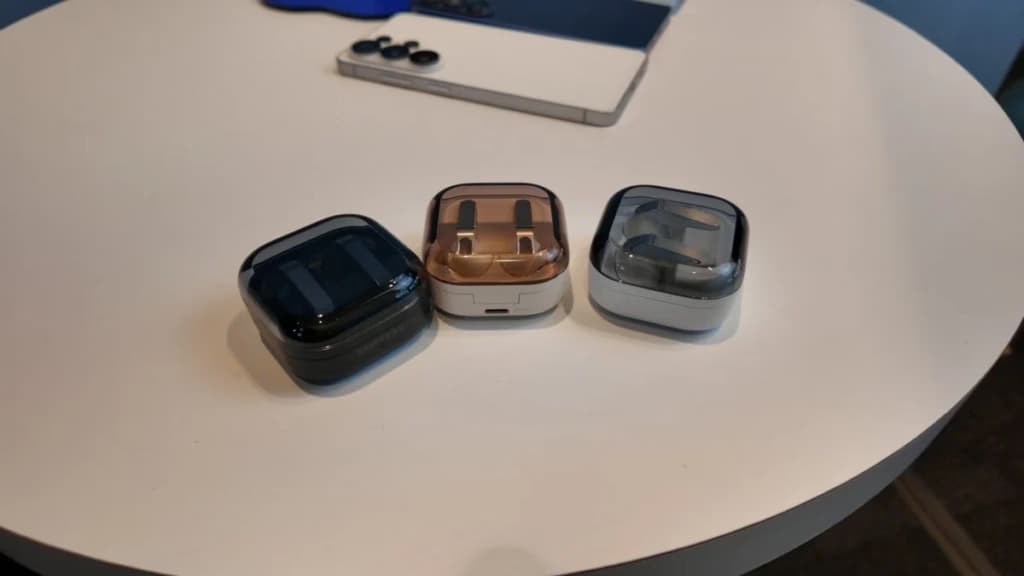 Samsung готує свої перші навушники з кістковою провідністю