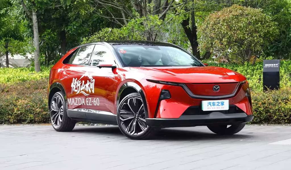 Представлений Mazda EZ-60 Year of the Horse Edition