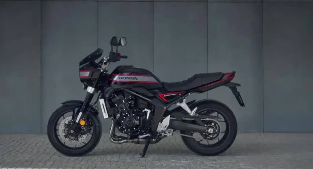 Honda оголосила про початок продажу мотоцикла CB1000F