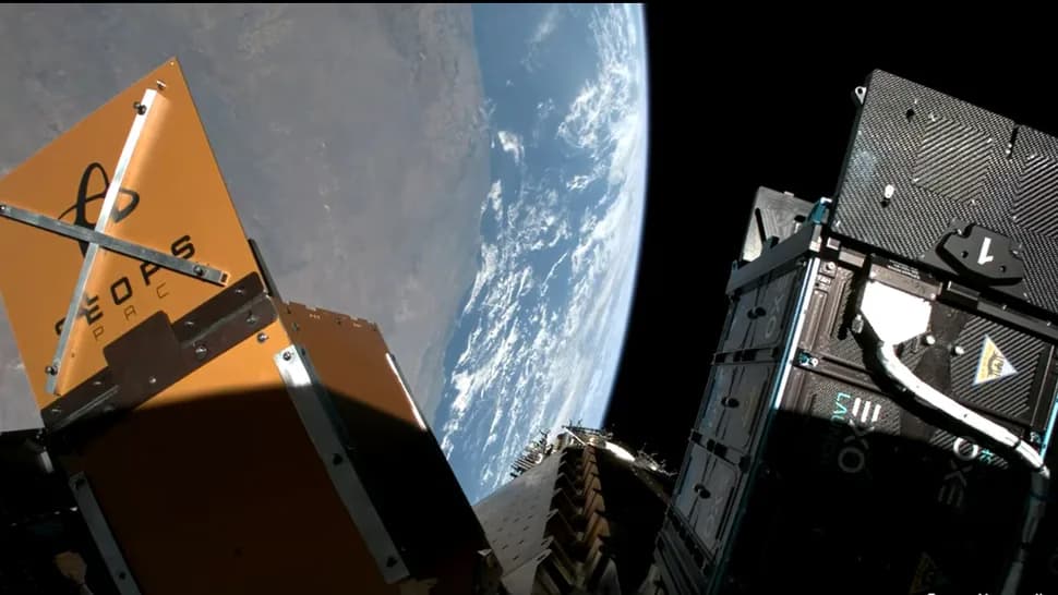 SpaceX запустила перший в історії комерційний супутник на ядерному паливі