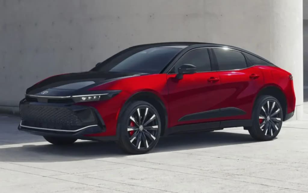 Toyota Crown 2027 оновиться, але стане дорожчим
