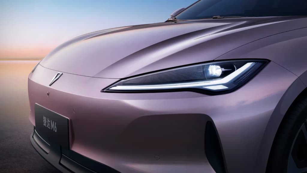Volkswagen представив новий седан Jetta M6