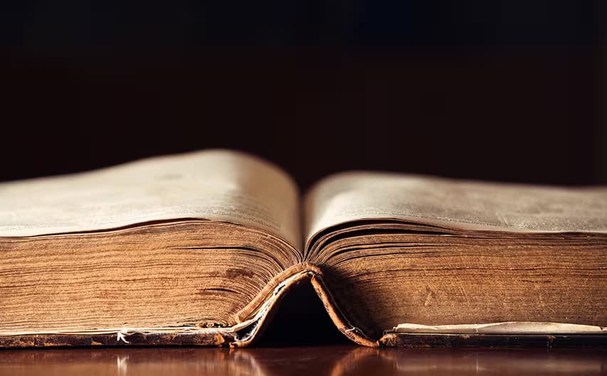 Штучний інтелект розкрив “ймовірних авторів” Біблії