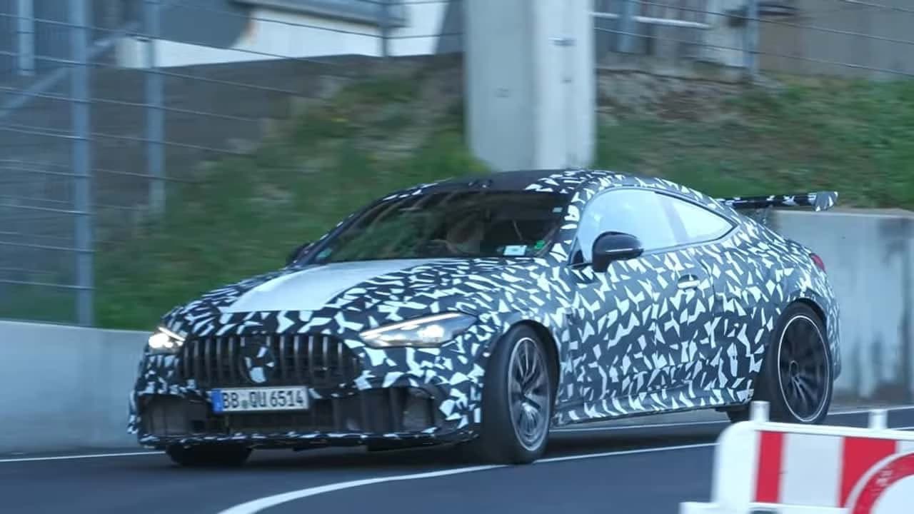 Mercedes-AMG CLE Coupe з V8: новий потужний спорткар