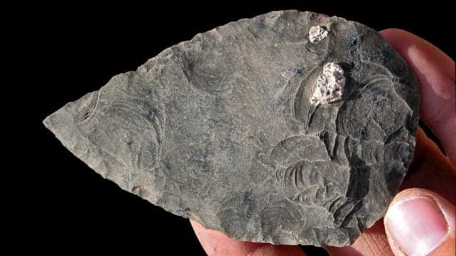 Стародавній ландшафт розкриває кістки людей, які жили 100 000 років тому