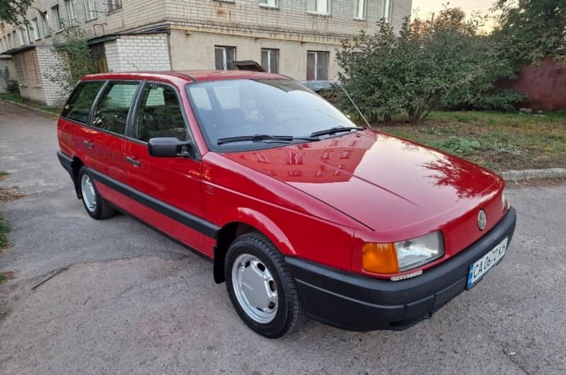 В Україні знайшли Volkswagen Passat B3 в ідеальному стані (Фото)