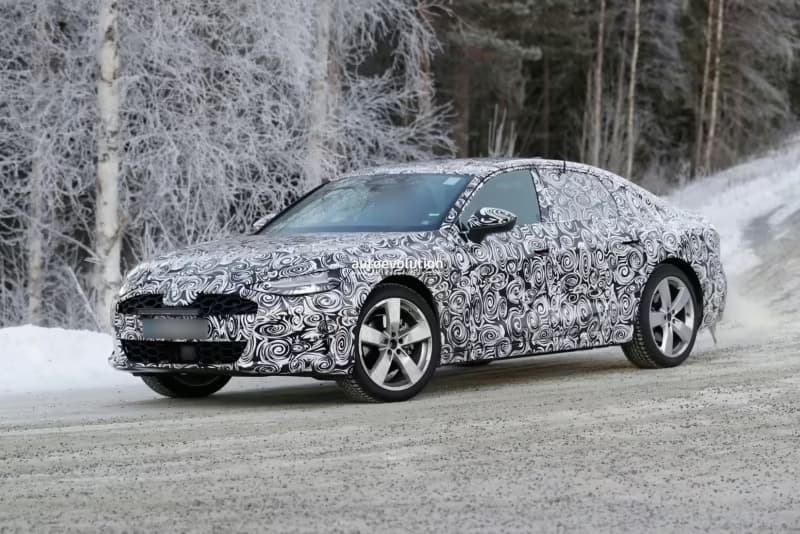 Audi A7 2026 року проходить зимові випробування (Фото)