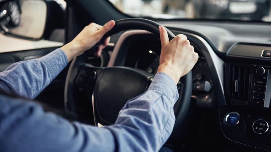 Як підготувати авто до весни: важливі поради для безпеки на дорозі