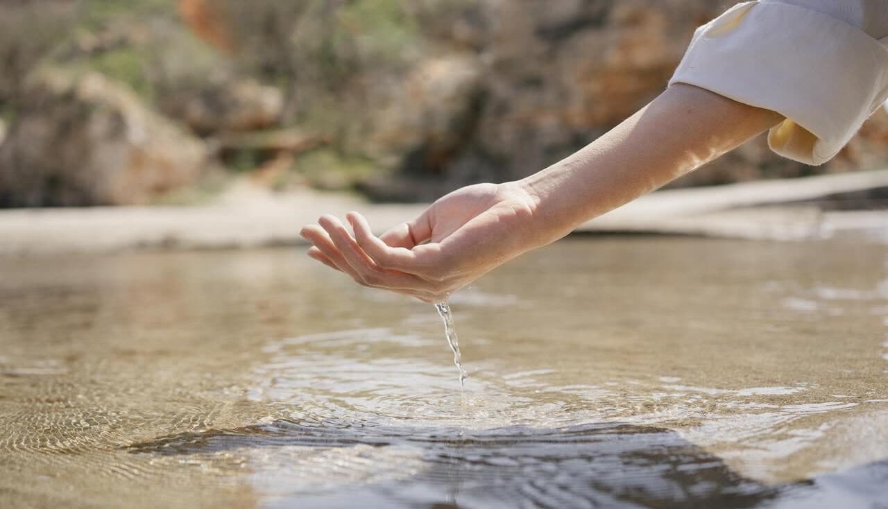 Чистий Четвер: Традиції очищення та духовного відновлення напередодні Великодня