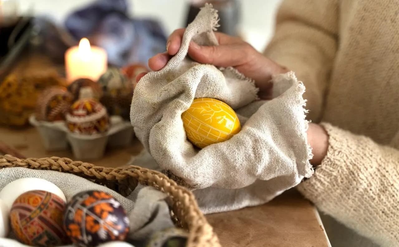 Рецепти до Великодня: покрокове приготування паски та фарбування писанок