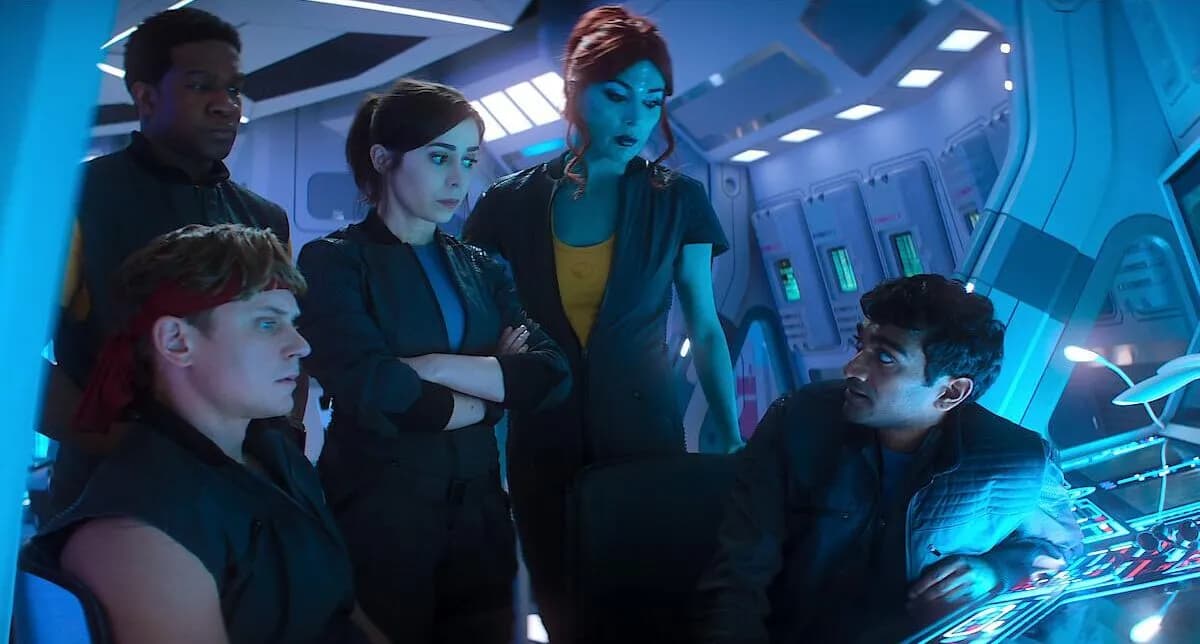 Чорне дзеркало 7 сезон на Netflix: Відгуки, епізод USS Калістер і нові технології, які вражають