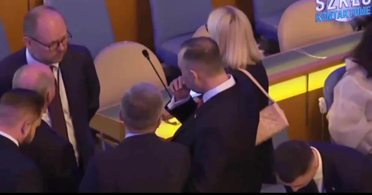 Скандал на Генасамблеї ООН: президент Польщі вжив снюс на очах у камер