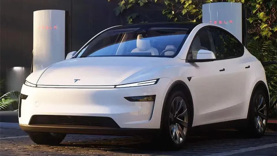 Половина імпортованих авто в Україну — електромобілі. Tesla Model Y у топі
