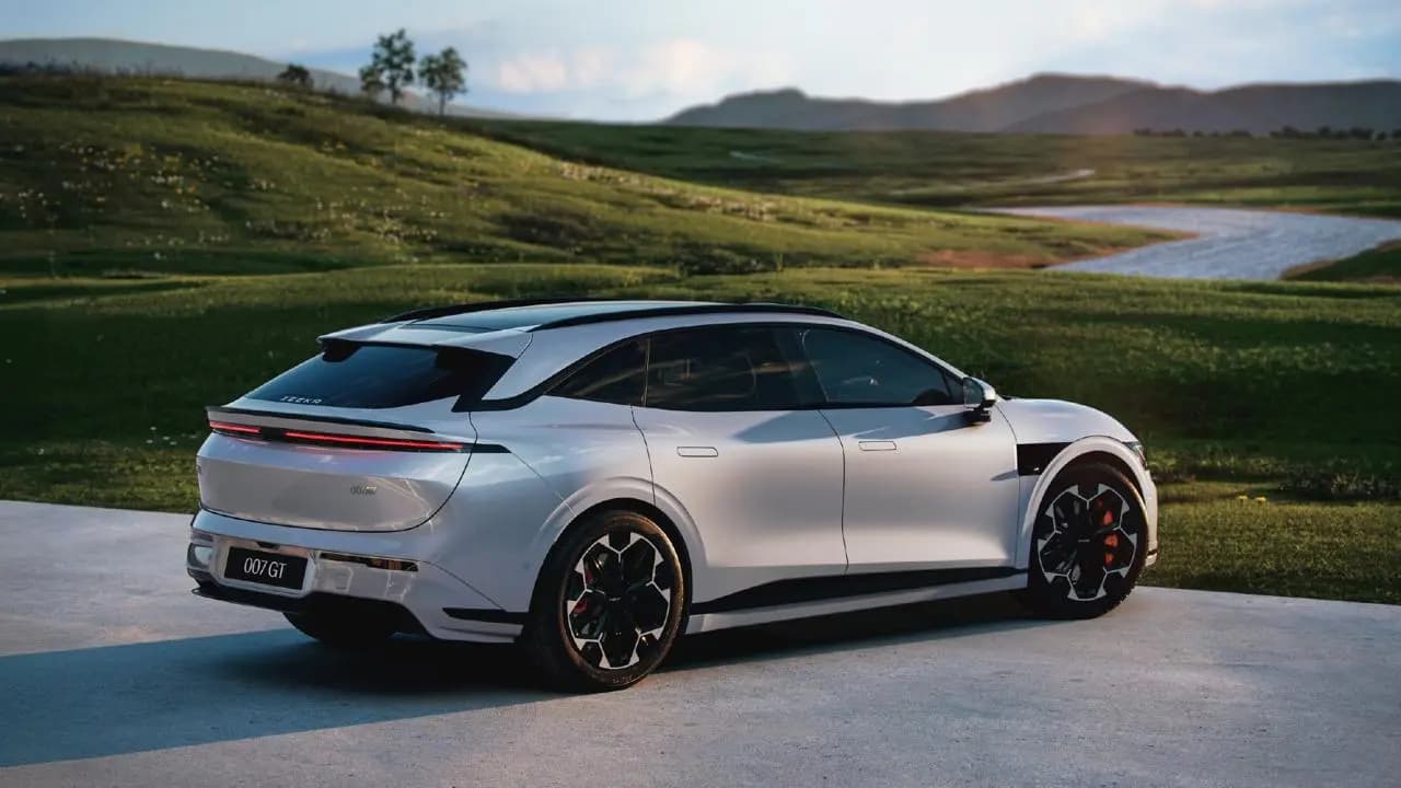 До України приїхав Zeekr 007 GT — універсал із запасом ходу 825 км і ціною від 1,5 млн грн