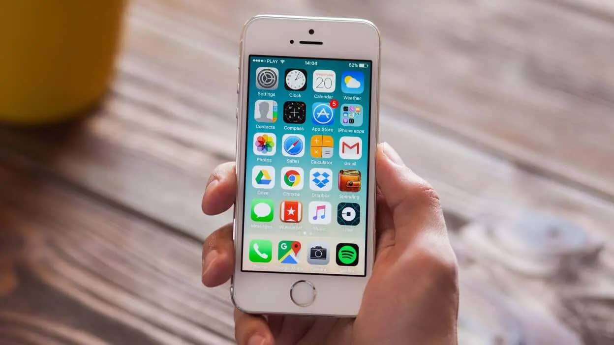 Користувачам старих iPhone рекомендують терміново оновити iOS
