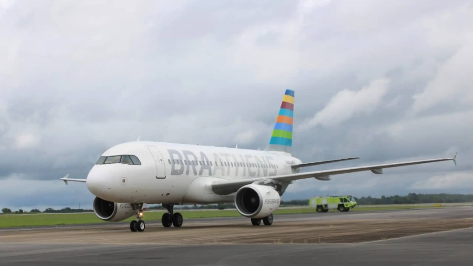 Новий Airbus A319 перетворять на пожежний літак: він зможе скидати на 50% більше вогнегасної суміші