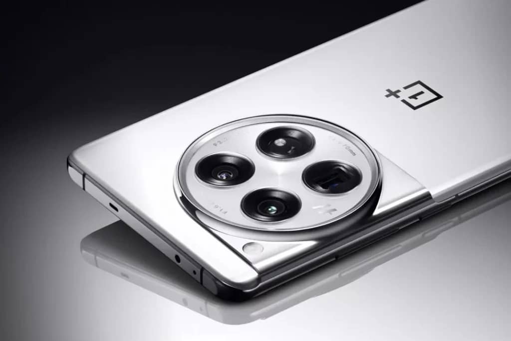 OnePlus 12 Glacier White Color Variant буде представлений 6 червня