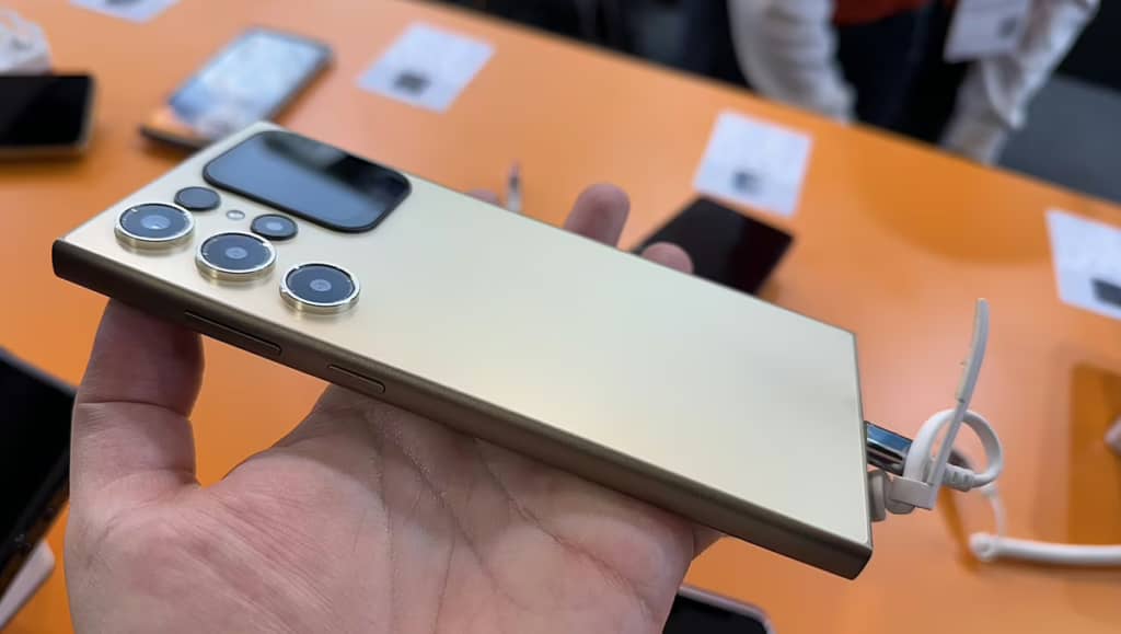 Представлений смартфон Oukitel C62