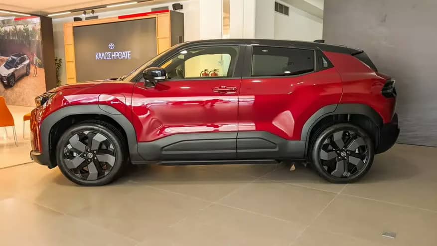 Toyota представила компактний електромобіль Urban Cruiser