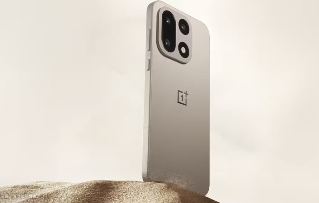 OnePlus 15 показали на офіційних зображеннях