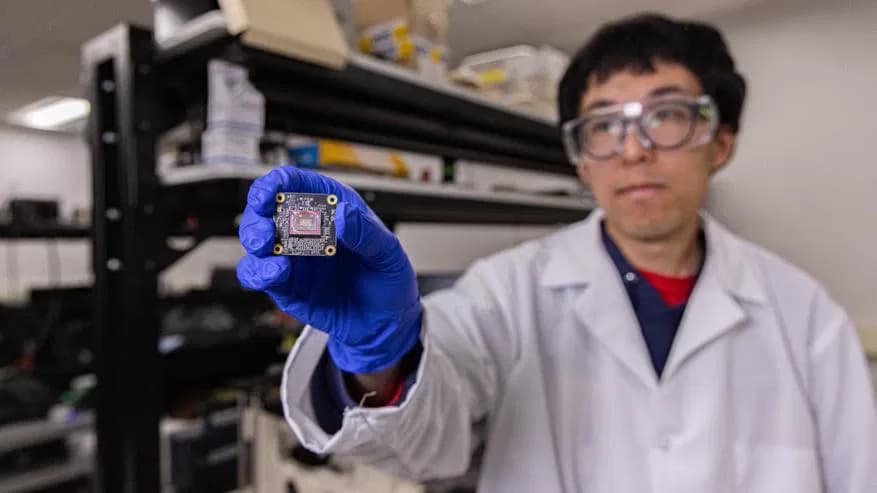 Створено крихітний мікроскоп для вивчення живого мозку