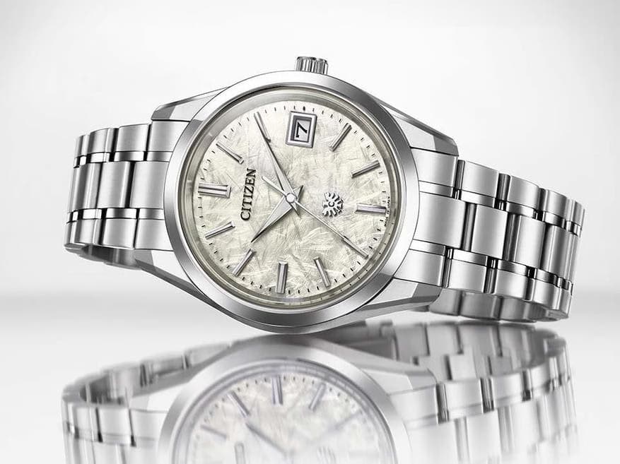 Citizen випускає лімітовану серію годинника AQ4100-57C