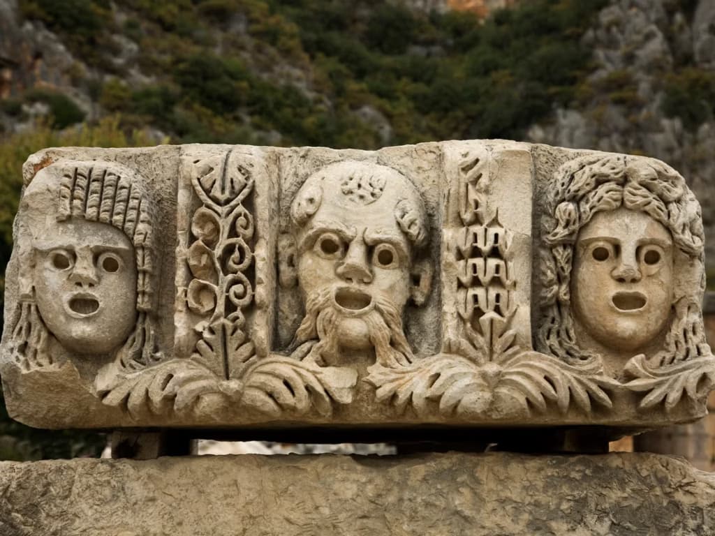 Вчені натрапили на п’ять містичних давніх облич під час розкопок біля стародавнього театру